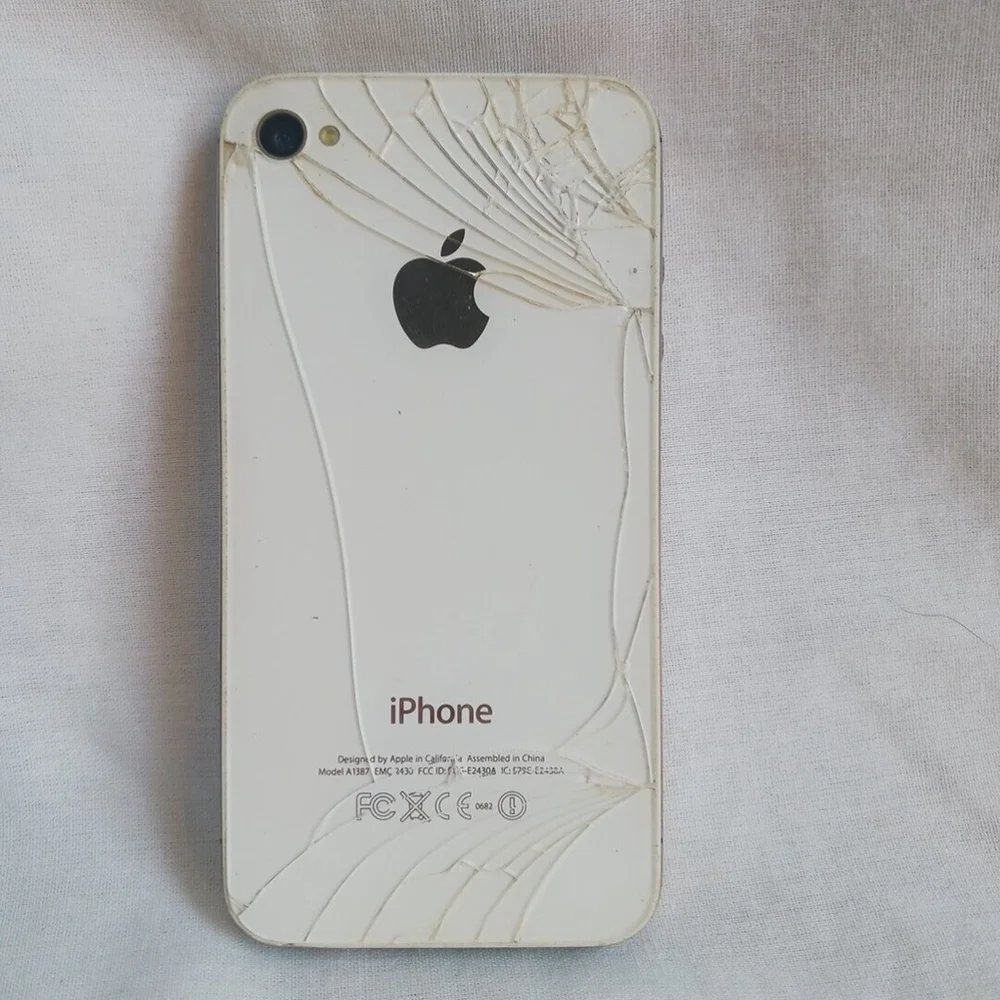Apple iPhone 4s Model A1387 White Parts Only